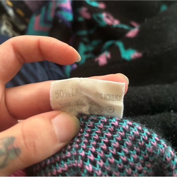 Vintage Sweater - Picture 4 of 4